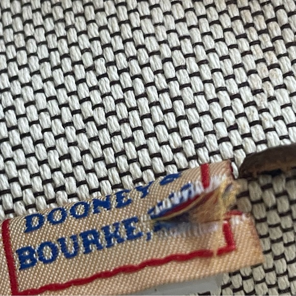 Doony & Bourke Cream and Brown Hobo Bag  shoulder purse. Pre-owned. Has wear. - Picture 7 of 15